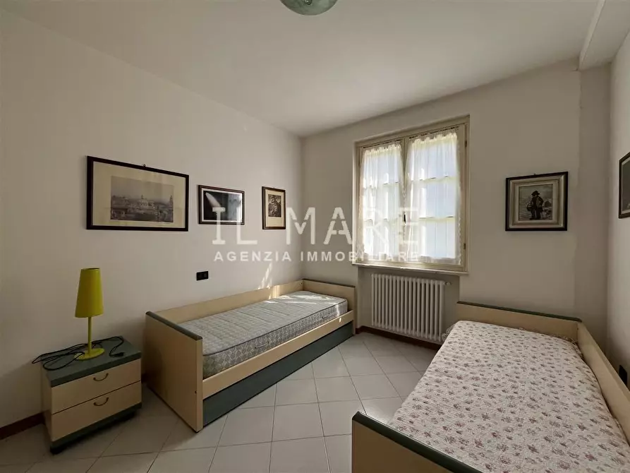 Immagine 18 di Appartamento in vendita  a Massa