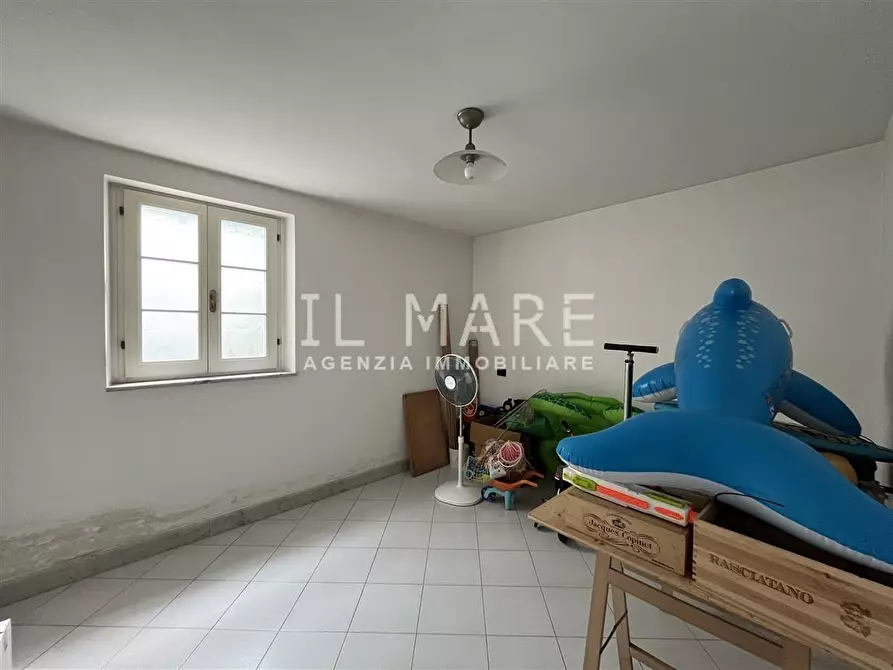 Immagine 23 di Appartamento in vendita  a Massa