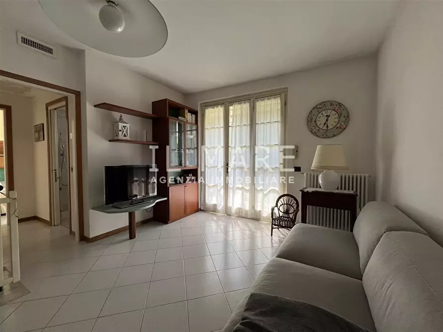 Immagine 13 di Appartamento in vendita  a Massa