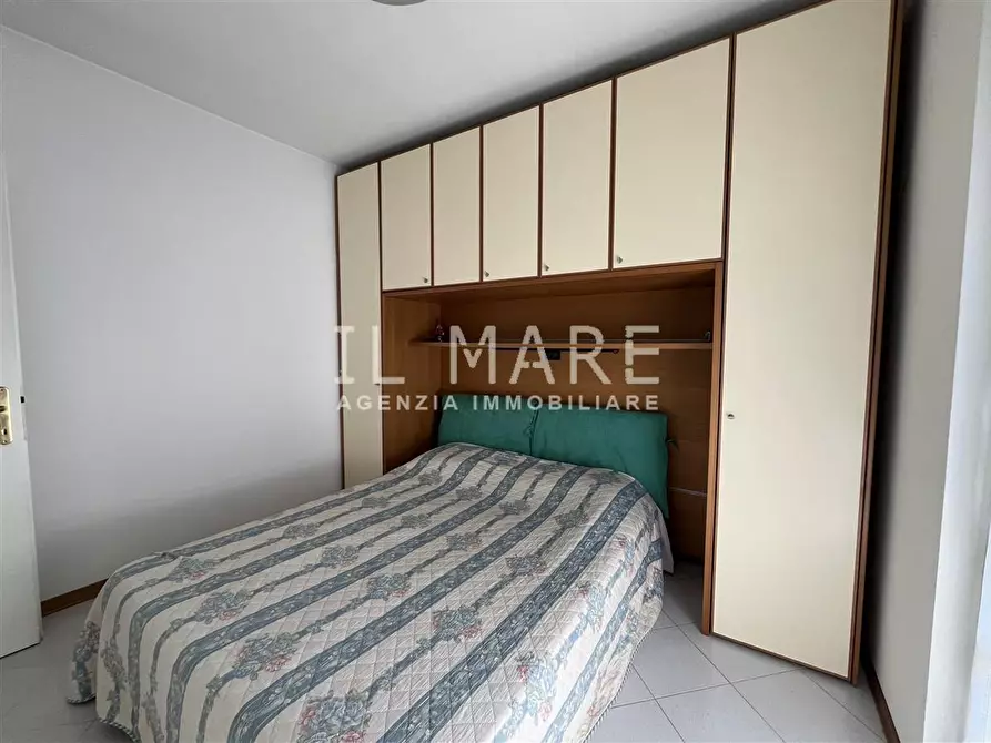 Immagine 17 di Appartamento in vendita  a Massa