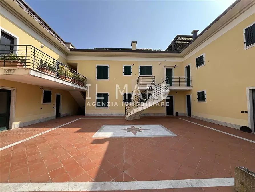 Immagine 9 di Appartamento in vendita  a Massa