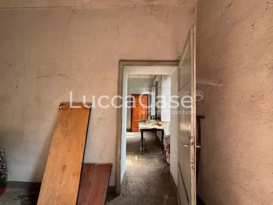 Immagine 9 di Appartamento in vendita  a Borgo A Mozzano