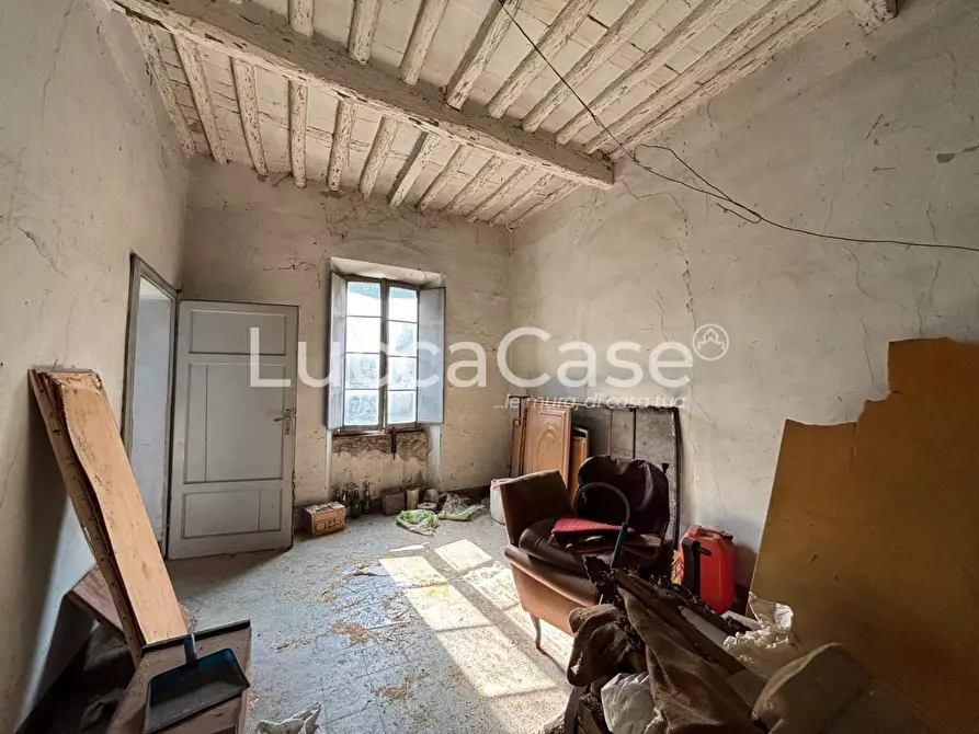 Immagine 13 di Appartamento in vendita  a Borgo A Mozzano