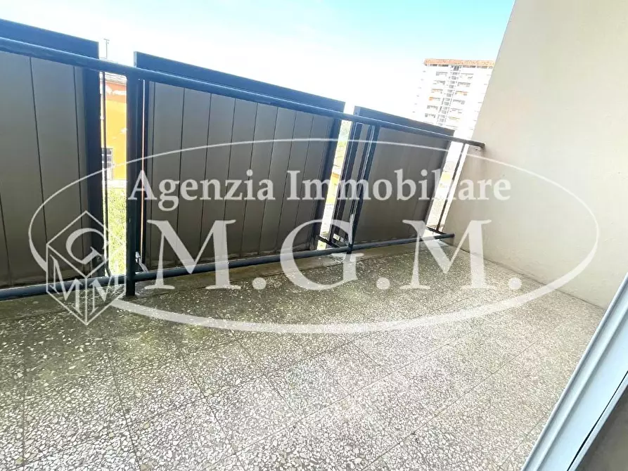 Immagine 17 di Appartamento in vendita  a Pontedera