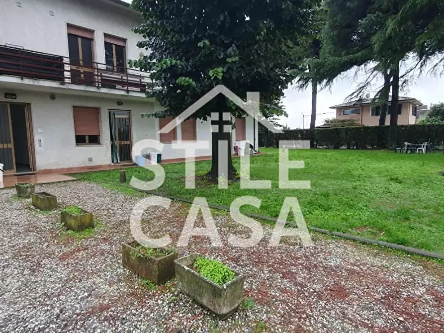 Immagine 2 di Casa indipendente in vendita  a Capannori