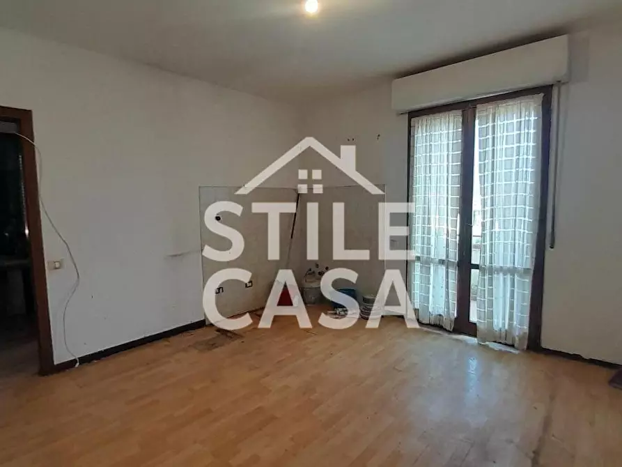 Immagine 4 di Appartamento in vendita  a Montecatini Terme