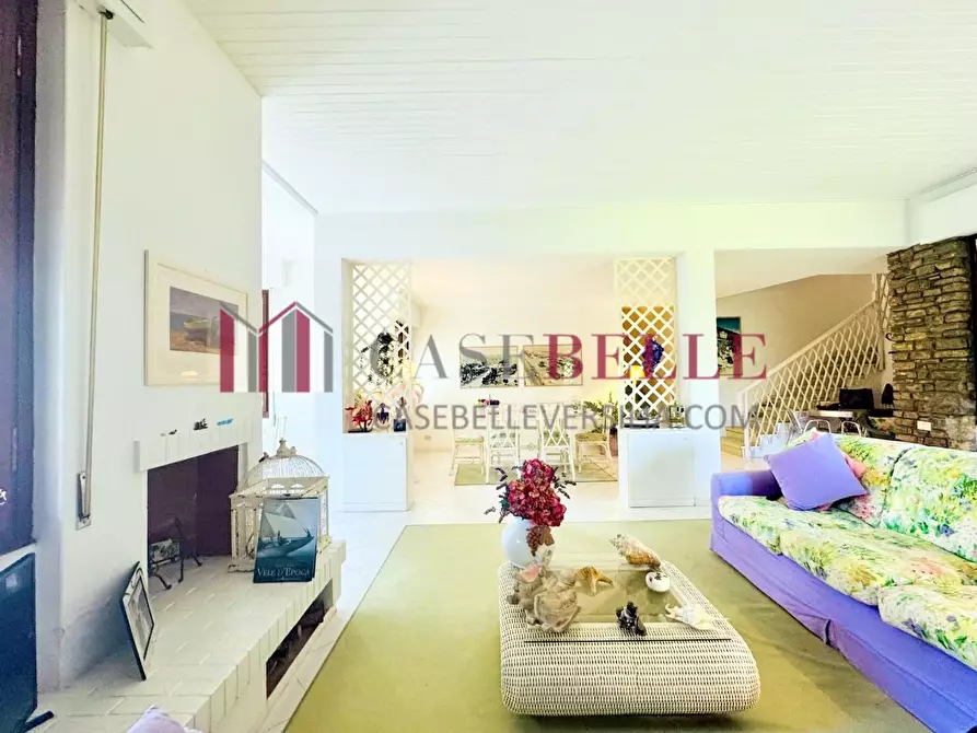 Immagine 6 di Casa indipendente in vendita  a Camaiore