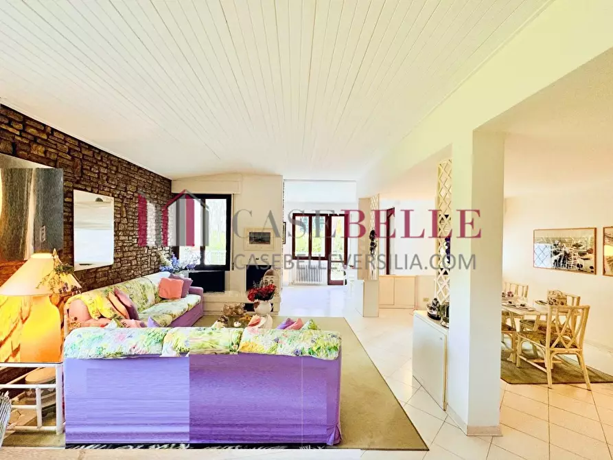 Immagine 3 di Casa indipendente in vendita  a Camaiore