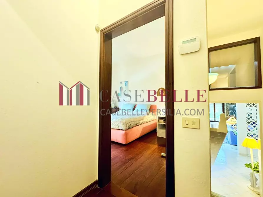 Immagine 58 di Casa indipendente in vendita  a Camaiore