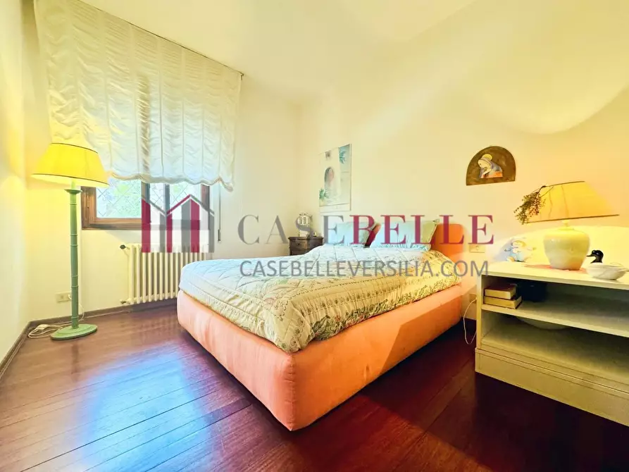 Immagine 59 di Casa indipendente in vendita  a Camaiore