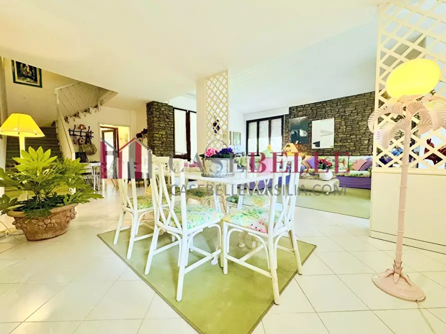 Immagine 15 di Casa indipendente in vendita  a Camaiore