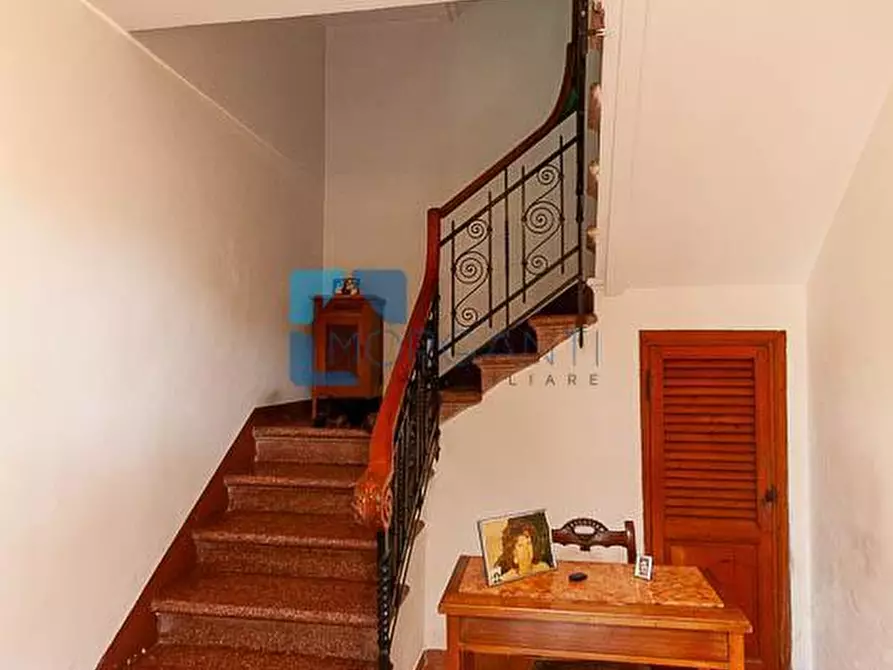 Immagine 34 di Rustico / casale in vendita  a Camaiore