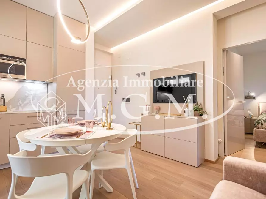 Immagine 5 di Appartamento in vendita  a Camaiore