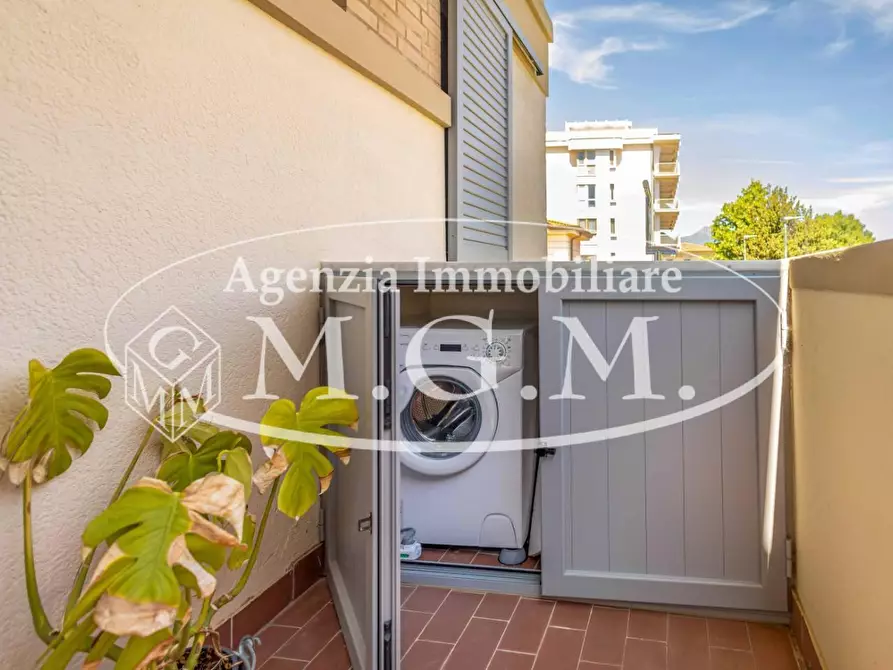 Immagine 19 di Appartamento in vendita  a Camaiore