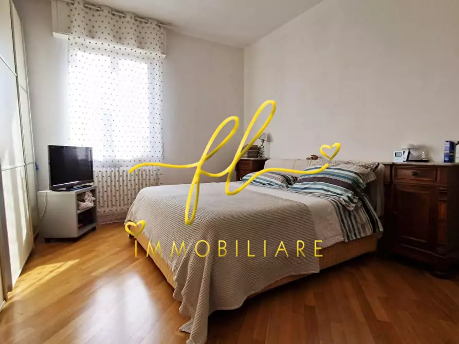 Immagine 10 di Appartamento in vendita  a Livorno