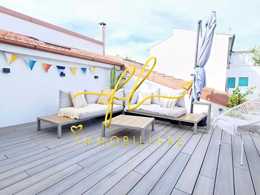 Immagine 14 di Appartamento in vendita  a Livorno