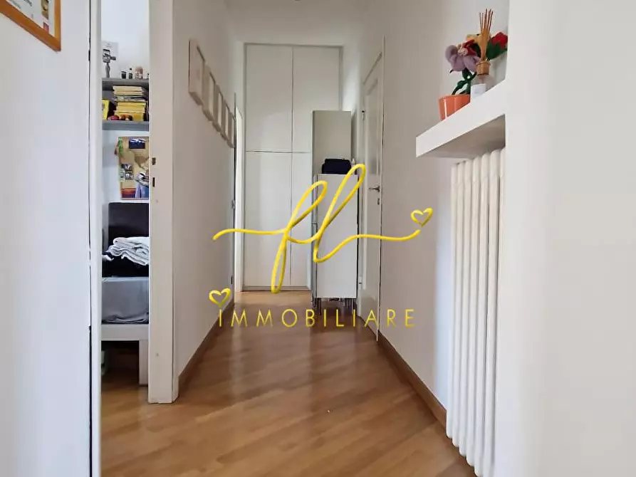 Immagine 12 di Appartamento in vendita  a Livorno