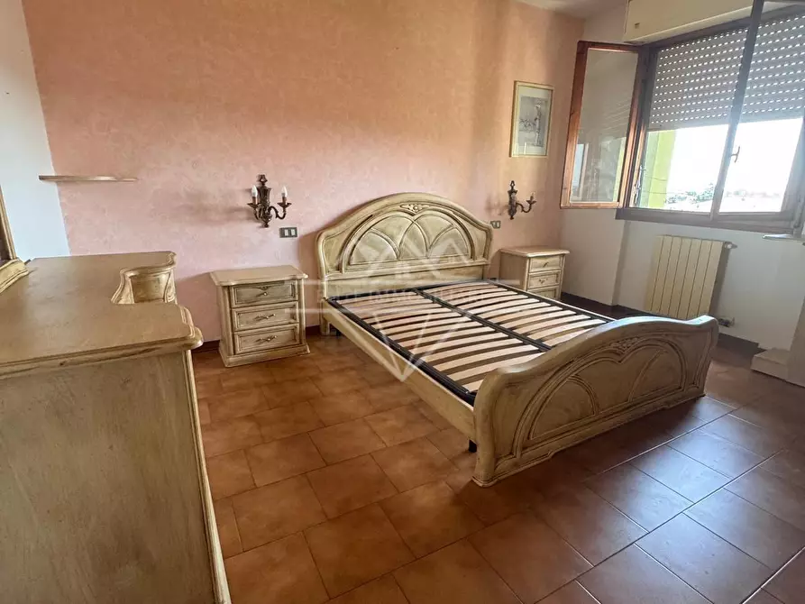 Immagine 15 di Appartamento in vendita  a Massa