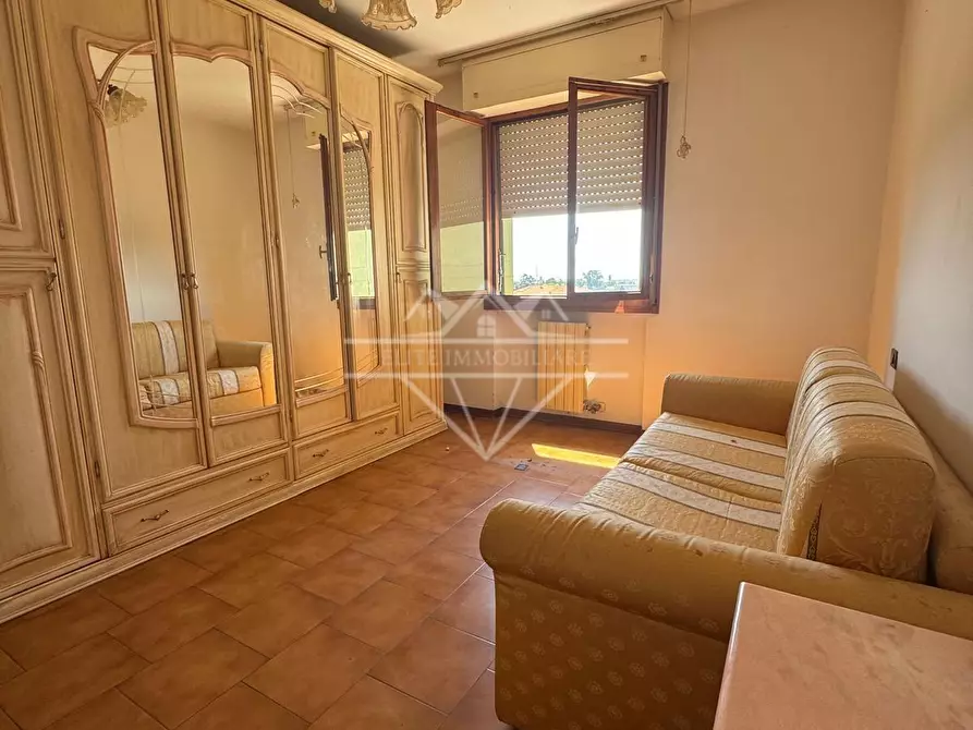 Immagine 14 di Appartamento in vendita  a Massa