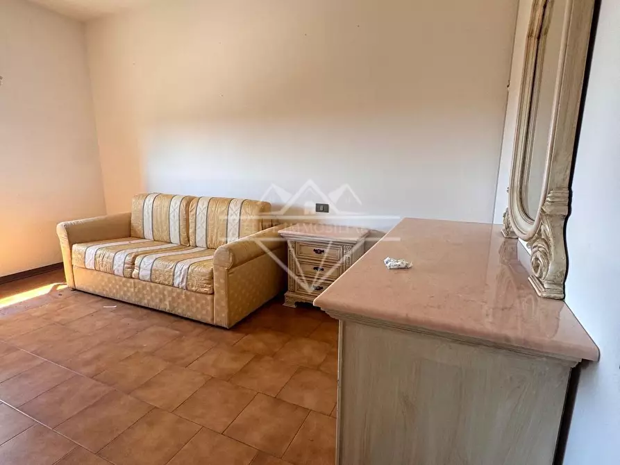 Immagine 13 di Appartamento in vendita  a Massa