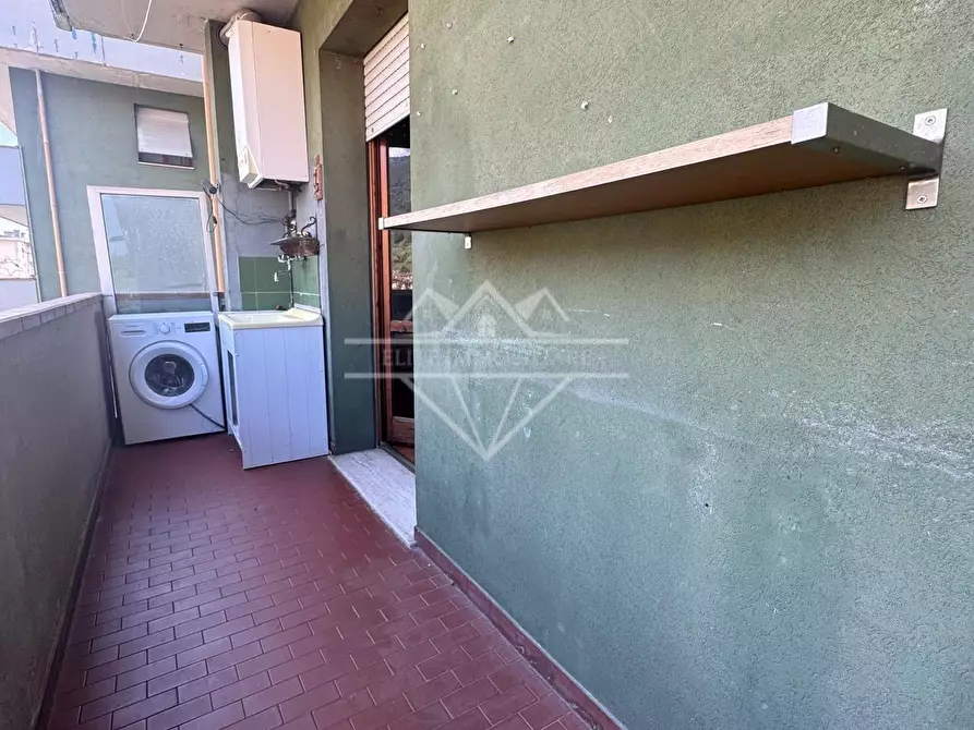 Immagine 6 di Appartamento in vendita  a Massa