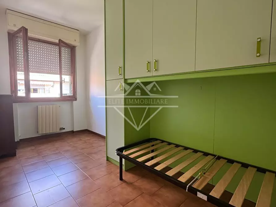 Immagine 19 di Appartamento in vendita  a Massa