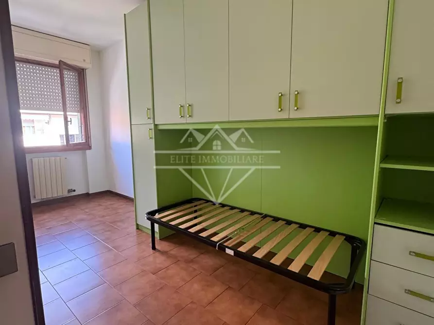 Immagine 21 di Appartamento in vendita  a Massa