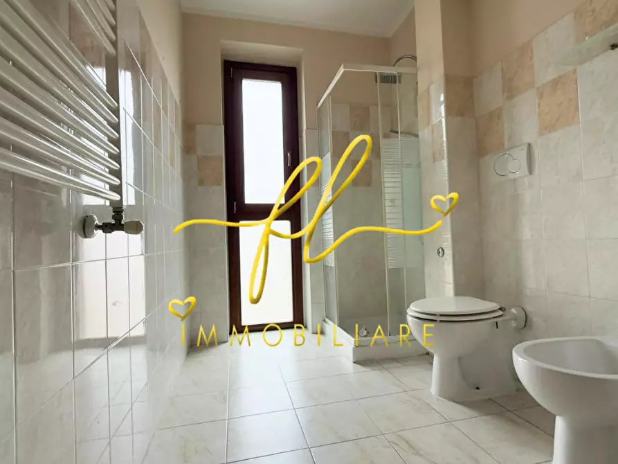 Immagine 10 di Appartamento in vendita  a Livorno