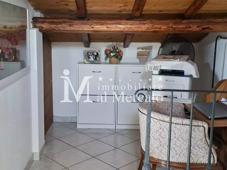 Immagine 14 di Appartamento in vendita  a Viareggio