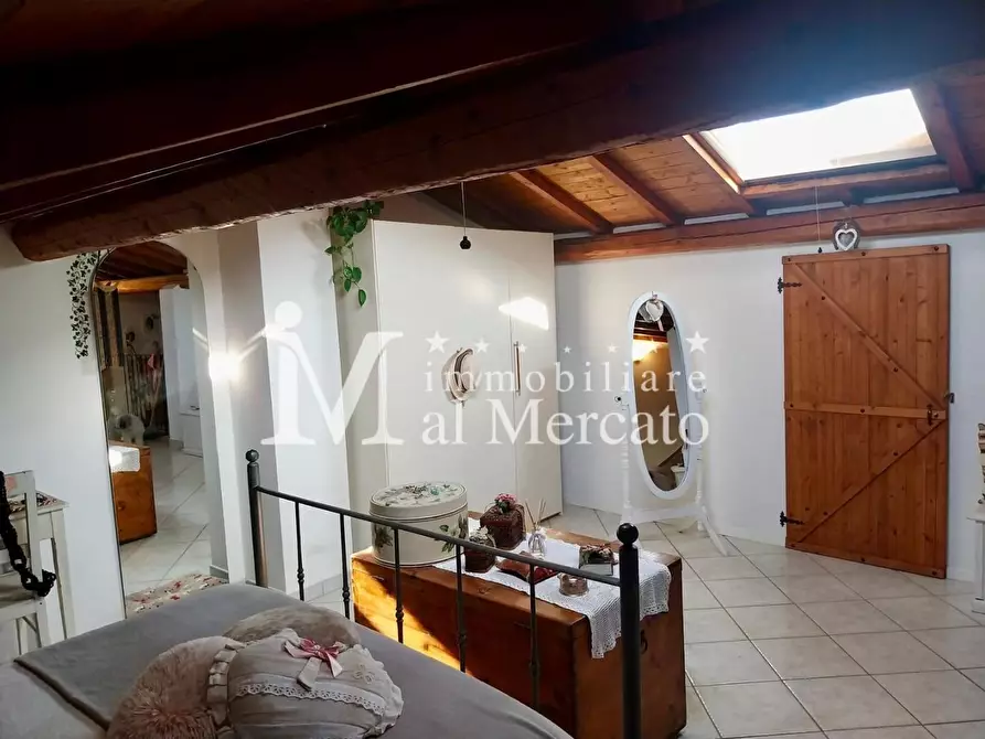 Immagine 12 di Appartamento in vendita  a Viareggio