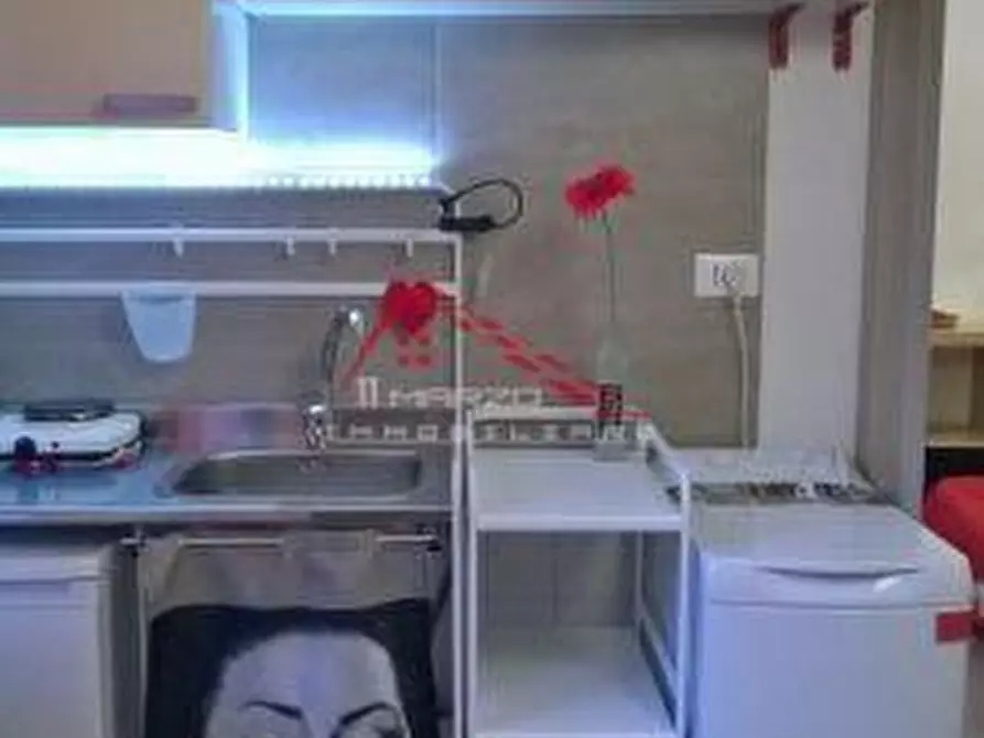 Immagine 4 di Appartamento in vendita  a Pisa