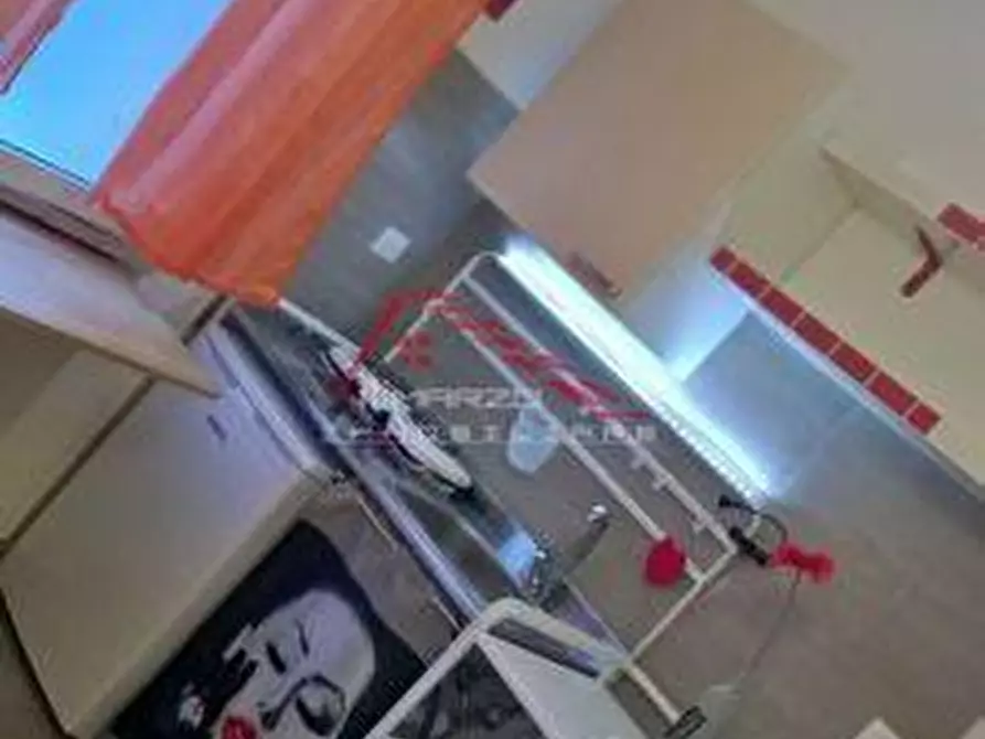 Immagine 5 di Appartamento in vendita  a Pisa