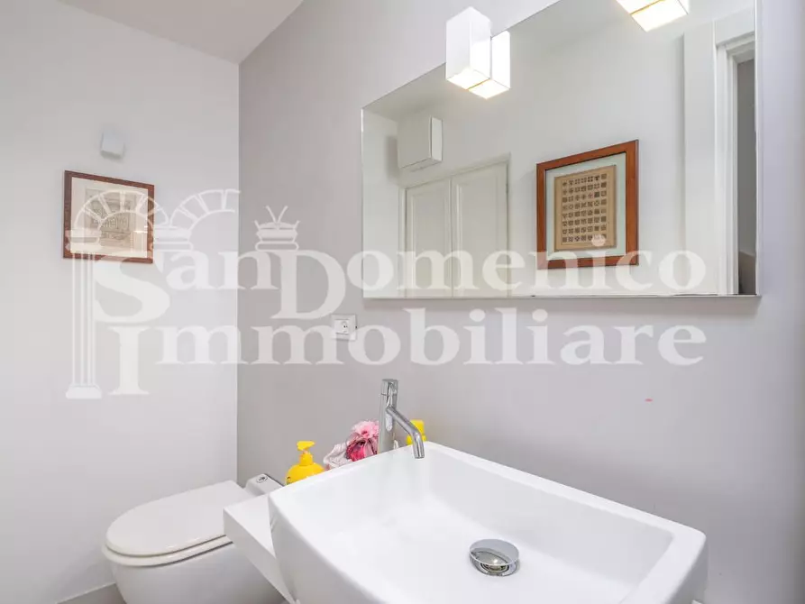 Immagine 30 di Casa bifamiliare in vendita  a Cascina