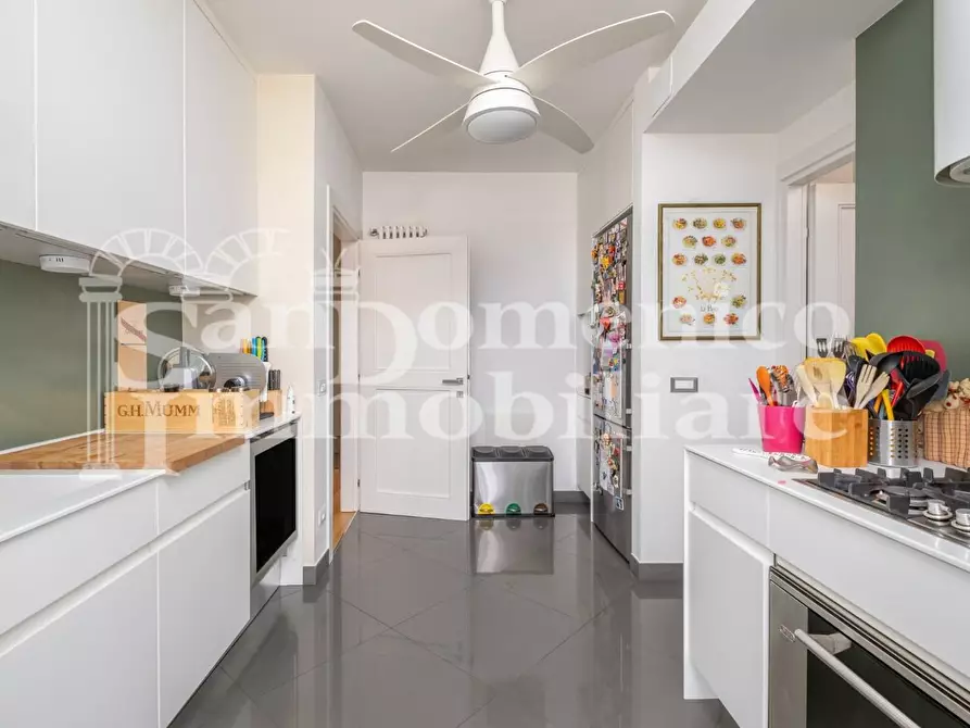 Immagine 27 di Casa bifamiliare in vendita  a Cascina