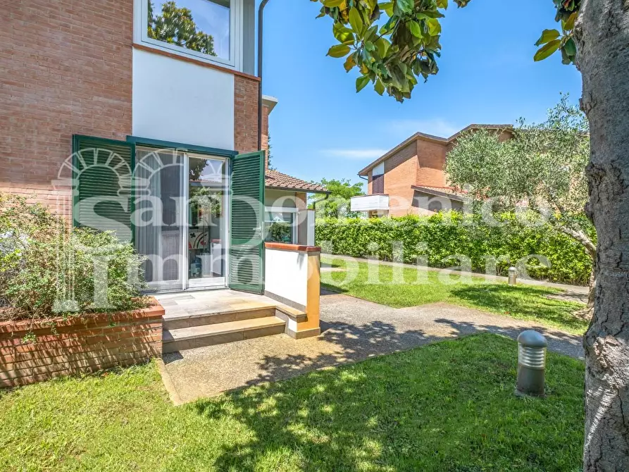 Immagine 5 di Casa bifamiliare in vendita  a Cascina