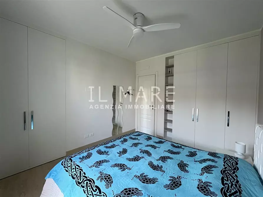 Immagine 13 di Appartamento in vendita  a Massa