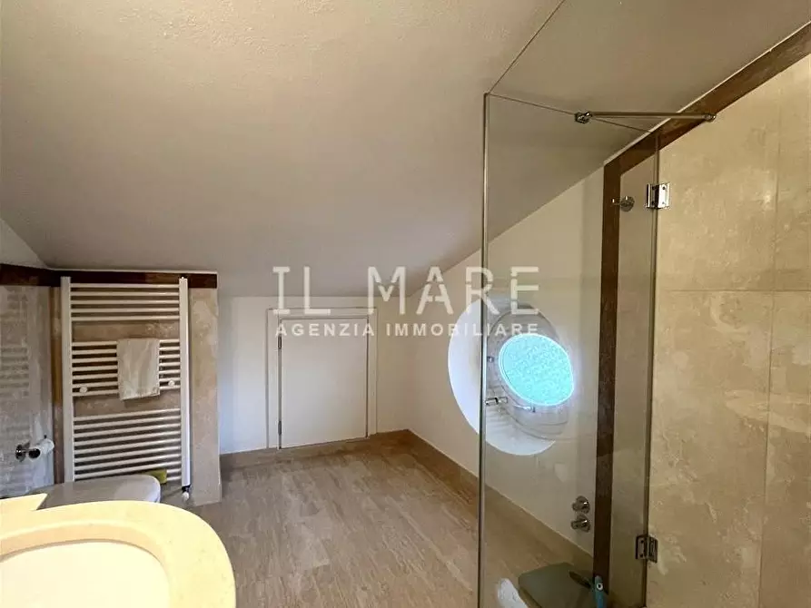 Immagine 23 di Appartamento in vendita  a Massa