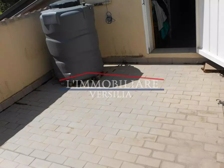 Immagine 52 di Villetta a schiera in vendita  a Massa