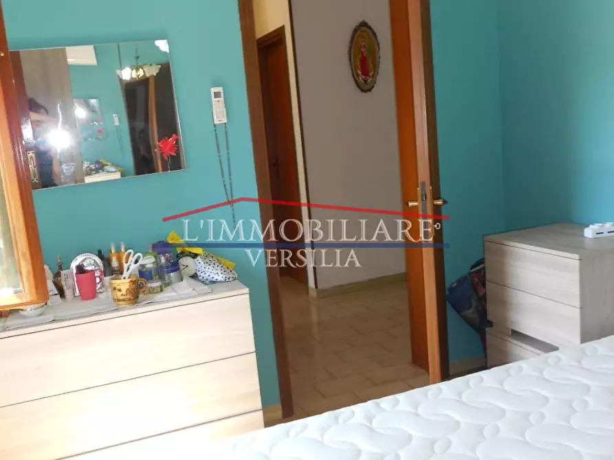 Immagine 44 di Villetta a schiera in vendita  a Massa