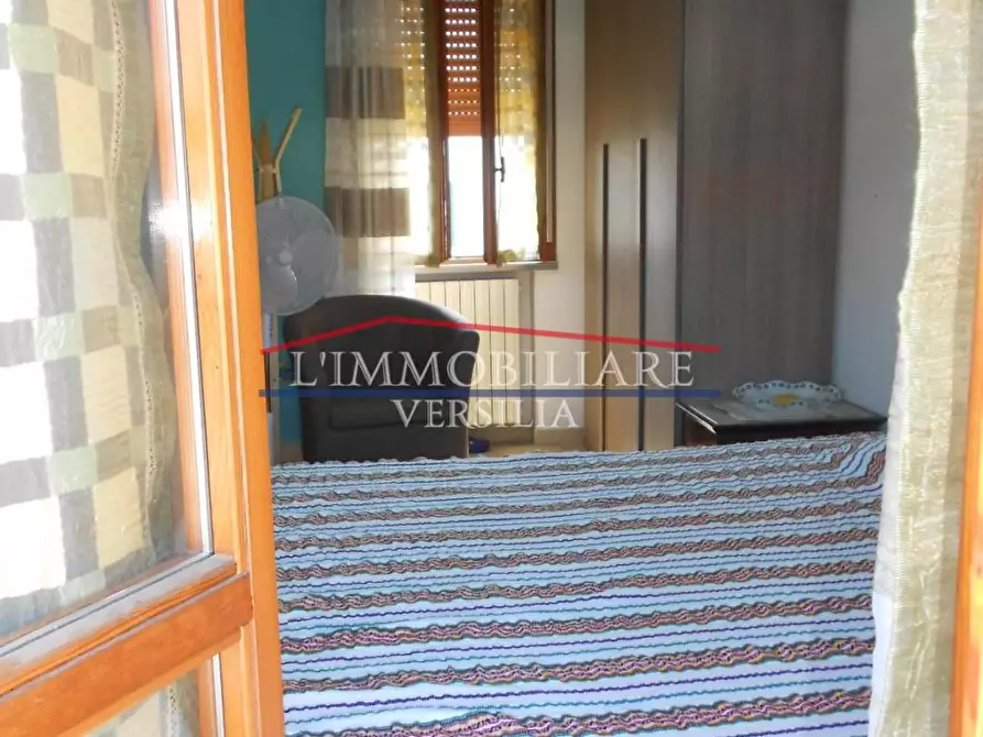 Immagine 31 di Villetta a schiera in vendita  a Massa