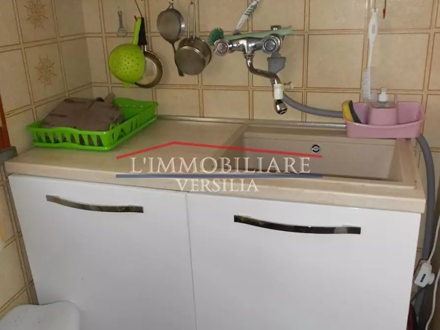 Immagine 23 di Villetta a schiera in vendita  a Massa