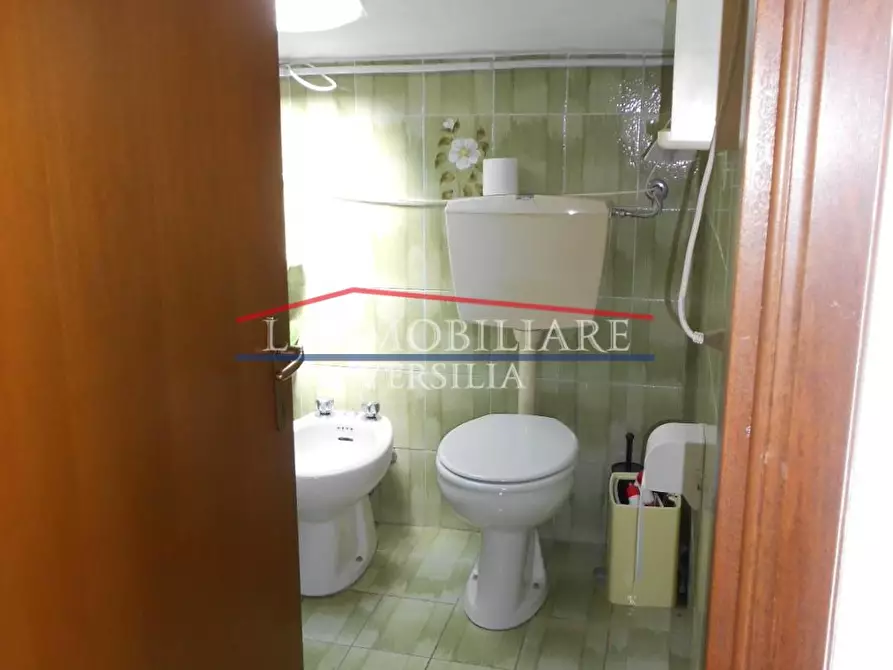 Immagine 54 di Villetta a schiera in vendita  a Massa