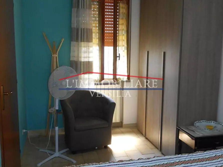 Immagine 29 di Villetta a schiera in vendita  a Massa