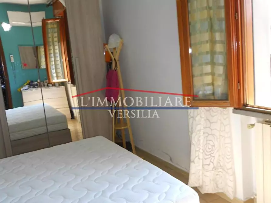 Immagine 43 di Villetta a schiera in vendita  a Massa