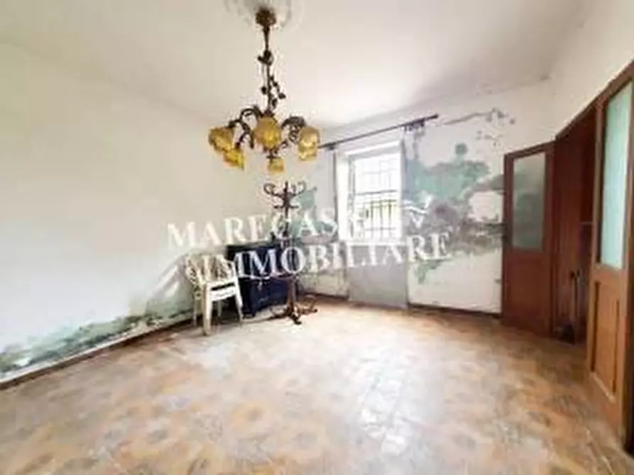 Immagine 5 di Casa indipendente in vendita  a Sarzana