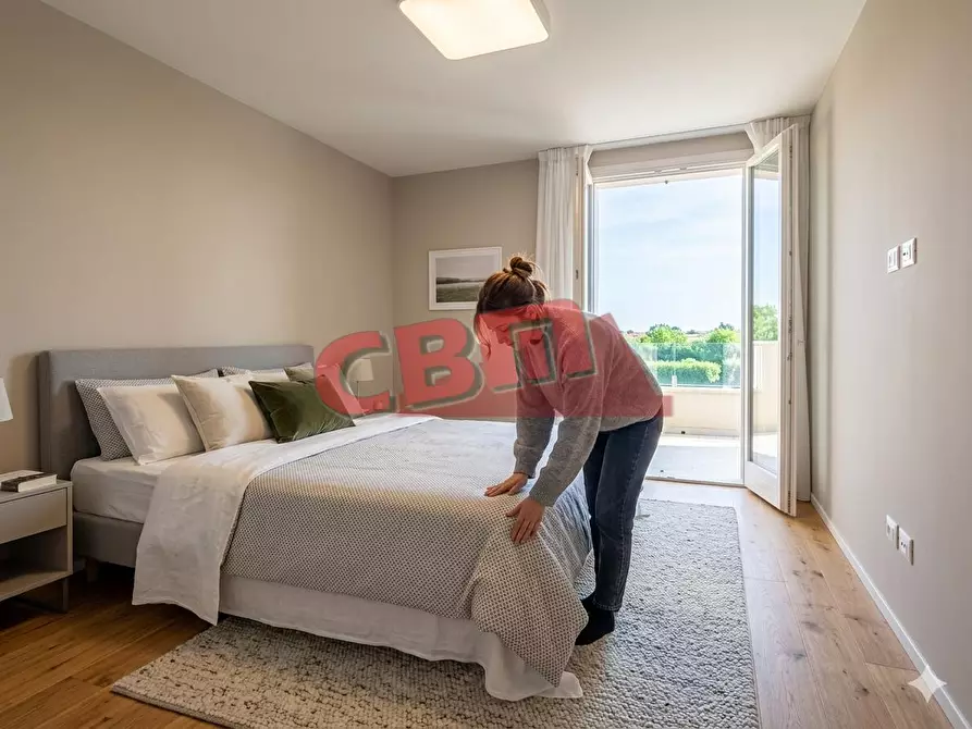 Immagine 11 di Casa bifamiliare in vendita  a Livorno