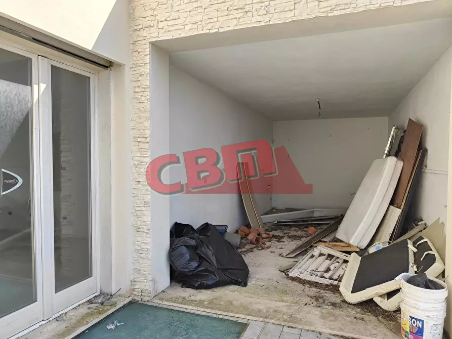 Immagine 17 di Casa bifamiliare in vendita  a Livorno