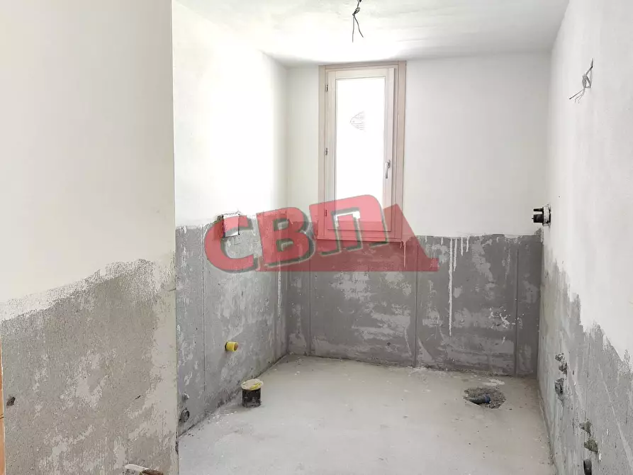 Immagine 13 di Casa bifamiliare in vendita  a Livorno