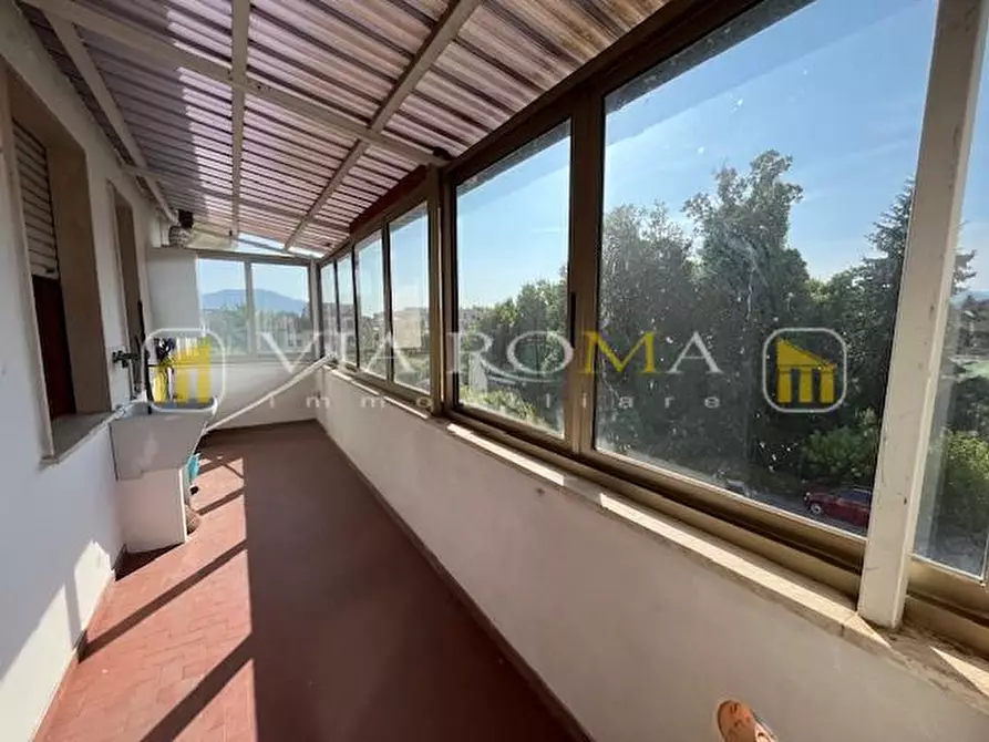 Immagine 3 di Appartamento in vendita  a Lucca