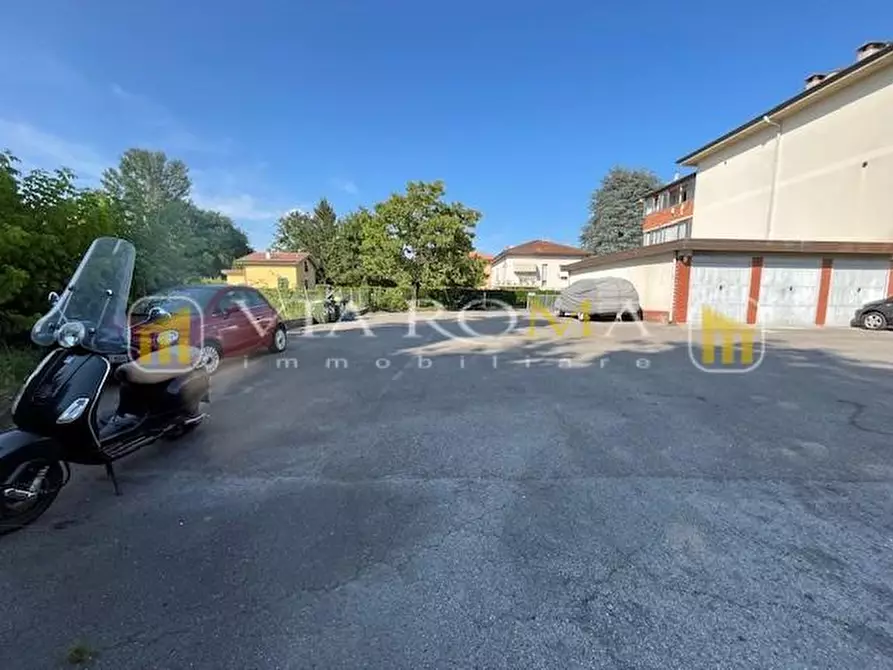 Immagine 18 di Appartamento in vendita  a Lucca